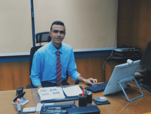 الأستاذ احمد الهواري