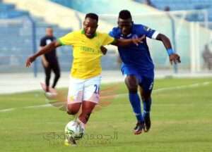 صنداونز يتعادل مع الهلال 