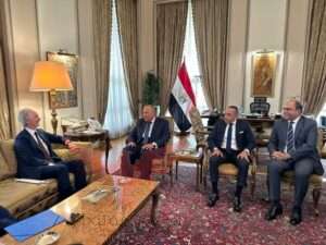 وزير الخارجية 