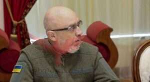 صوره وزير الدفاع المعزول 