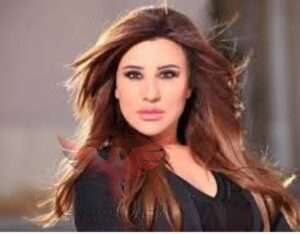 الفنانه اللبنانيه نجوى كرم 