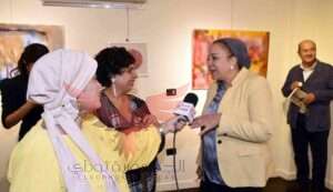 نهاد ابو القمصان في المعرض الخاص للفنانة فاطمة ابراهيم 