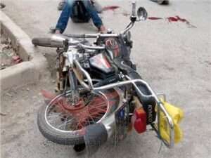 وفاه شاب وإصابة 3 مواطنين في حادث تصادم موتوسيكل في لفيوم